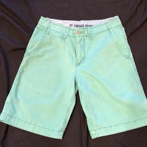 Men’s green chino shorts